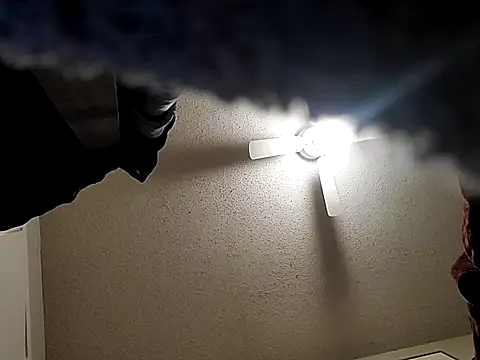 Snapshot of big8dall chatting on October 4, 2:42 am big8dall online show from October 4, 2:42 am