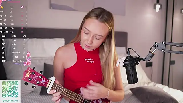 HollisBeckett online show from September 16, 3:40 am