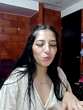 Snapshot of Raven__purple chatting on January 31, 4:14 am Raven purple online show from January 31, 4:14 am