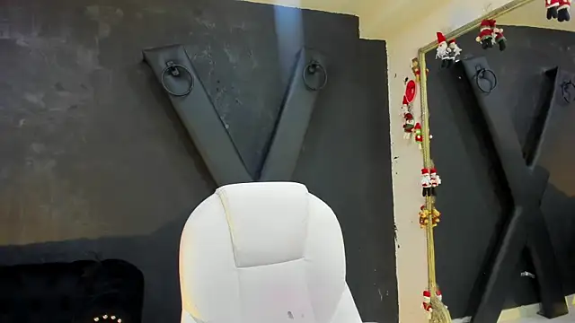 Snapshot of JackRibas_ chatting on December 19, 4:45 am JackRibas online show from December 19, 4:45 am