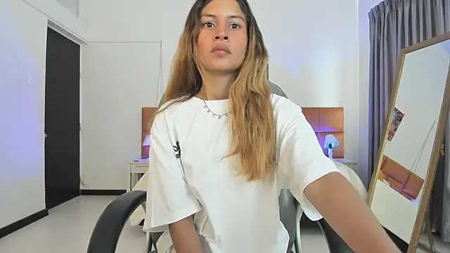 Tamy edwards online show from January 15, 8:01 pm