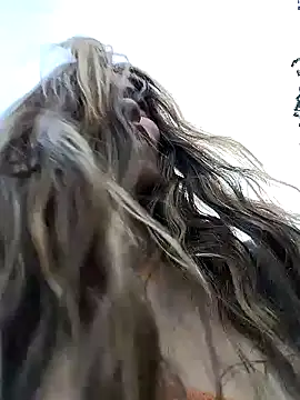 Snapshot of cuteluci_ chatting on February 2, 12:02 pm cuteluci  online show from February 2, 12:02 pm