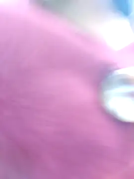 Snapshot of cuteluci_ chatting on February 5, 8:35 pm cuteluci  online show from February 5, 8:35 pm