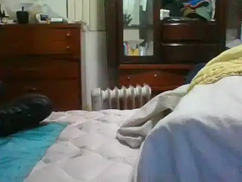 Emilylyn2501 online show from December 14, 9:02 pm