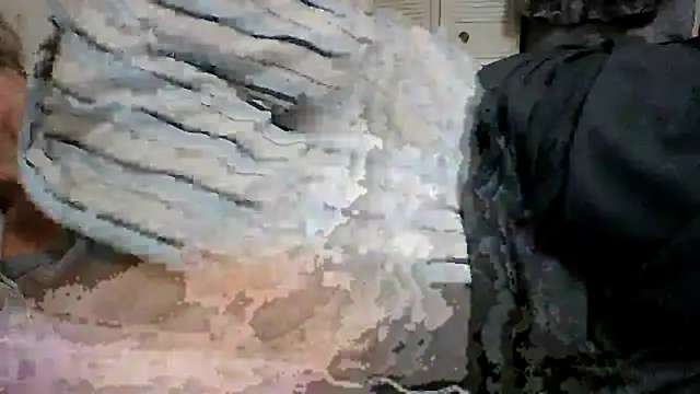 Emilylyn2501 online show from December 25, 12:48 am