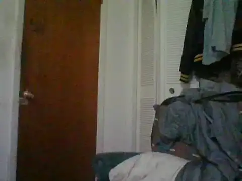 Emilylyn2501 online show from January 10, 1:42 am