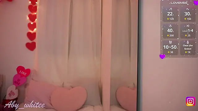 AbyWhitee online show from March 18, 10:29 am