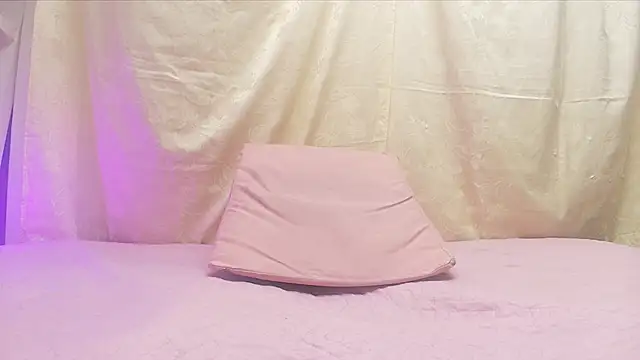 kata hazel online show from January 12, 7:10 pm