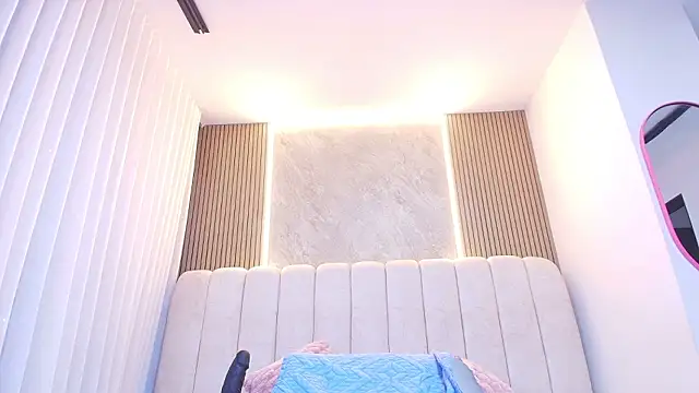 kata hazel online show from March 25, 7:20 pm