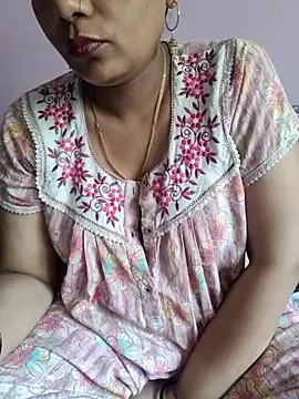 Snapshot of samitasharma chatting on May 10, 5:45 am samitasharma online show from May 10, 5:45 am