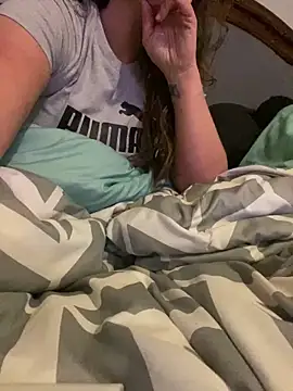 Snapshot of KillaKelli69 chatting on March 21, 12:06 pm KillaKelli69 online show from March 21, 12:06 pm