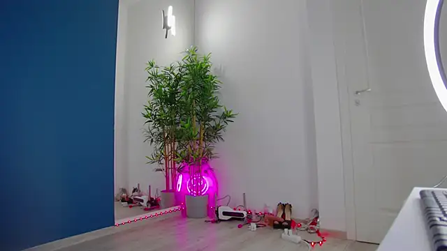 CelineMeyerr online show from May 7, 5:13 am