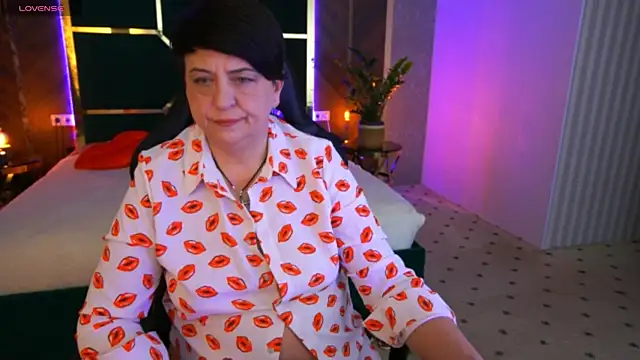 MilaSkyy online show from March 19, 8:32 pm