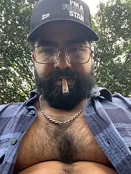 Snapshot of Lyon_vach chatting on October 19, 9:26 pm Lyon vach online show from October 19, 9:26 pm