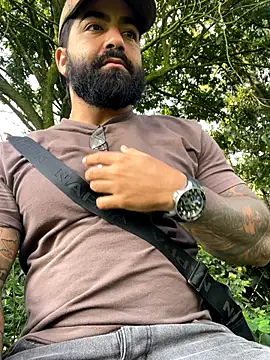 Snapshot of Lyon_vach chatting on October 26, 1:39 pm Lyon vach online show from October 26, 1:39 pm