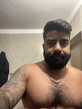 Snapshot of Lyon_vach chatting on March 29, 9:15 pm Lyon vach online show from March 29, 9:15 pm