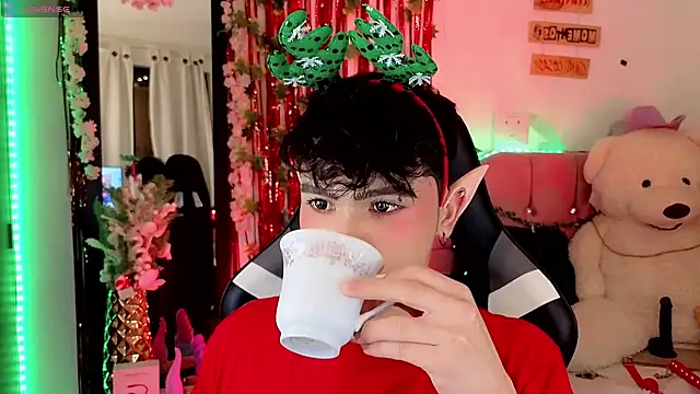 Snapshot of PRINCE_STEV chatting on December 11, 1:26 am PRINCE STEV online show from December 11, 1:26 am