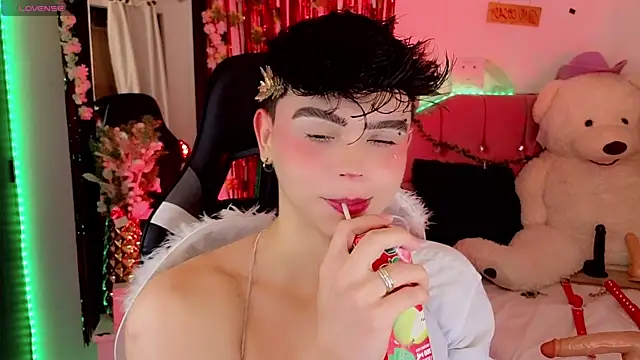 Snapshot of PRINCE_STEV chatting on December 12, 8:32 pm PRINCE STEV online show from December 12, 8:32 pm