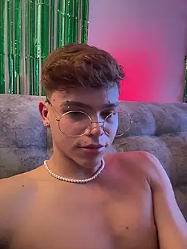 Snapshot of PRINCE_STEV chatting on January 29, 6:33 am PRINCE STEV online show from January 29, 6:33 am