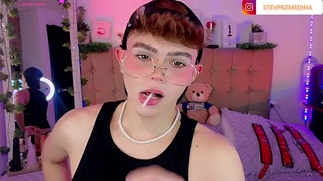 Snapshot of PRINCE_STEV chatting on February 1, 3:41 am PRINCE STEV online show from February 1, 3:41 am