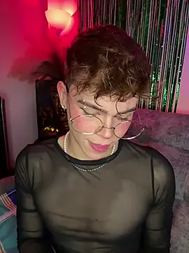 Snapshot of PRINCE_STEV chatting on February 5, 6:02 am PRINCE STEV online show from February 5, 6:02 am