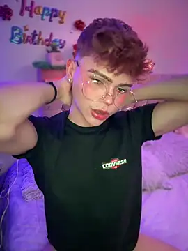 Snapshot of PRINCE_STEV chatting on February 23, 6:39 am PRINCE STEV online show from February 23, 6:39 am