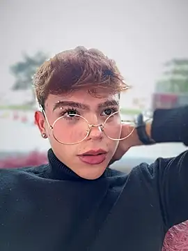 Snapshot of PRINCE_STEV chatting on March 21, 2:40 pm PRINCE STEV online show from March 21, 2:40 pm