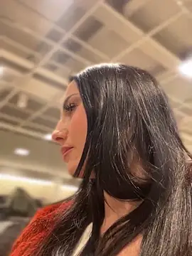 Roxana-Sexy online show from December 6, 6:37 am