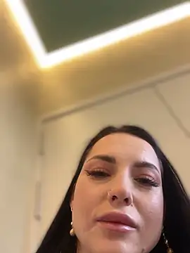 Roxana-Sexy online show from February 28, 5:48 am