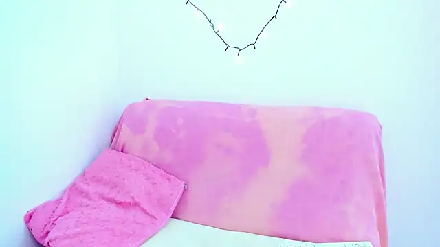 sweet Melody xx online show from October 26, 6:25 pm