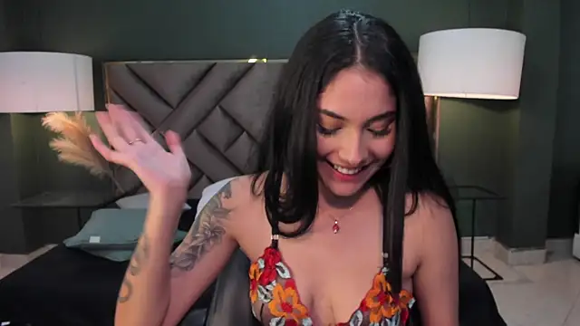 Snapshot of Mia_Elowen chatting on March 23, 1:42 am Mia Elowen online show from March 23, 1:42 am