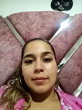 LaurenWelly  online show from January 24, 2:49 am