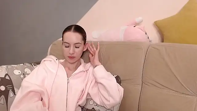 AmbrielHailey online show from May 12, 5:04 am