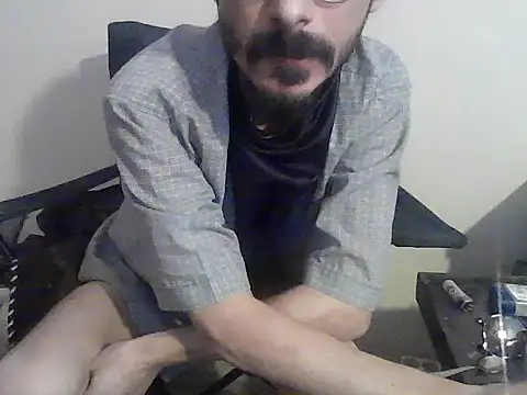 Snapshot of kallaviz chatting on January 11, 9:47 am kallaviz online show from January 11, 9:47 am