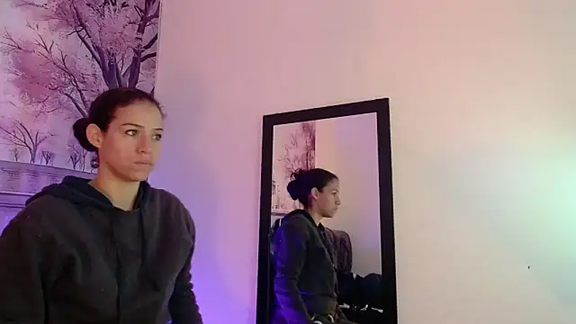 daniela rivasth online show from March 17, 5:34 am