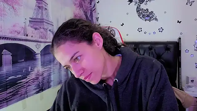 daniela rivasth online show from September 14, 5:50 am