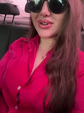 Elinatiranda online show from May 15, 2:13 pm
