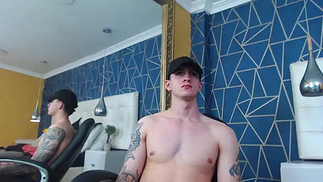 Snapshot of JacksonOlsenn chatting on January 25, 10:50 pm JacksonOlsenn online show from January 25, 10:50 pm