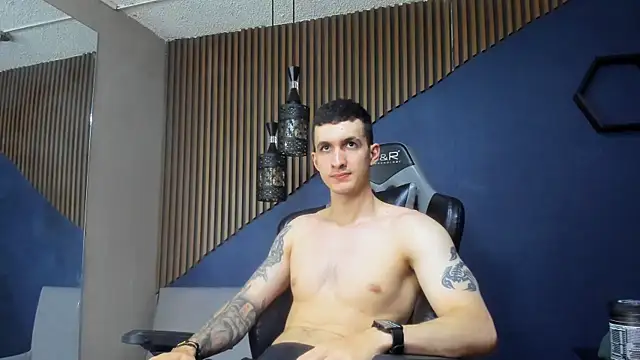 Snapshot of JacksonOlsenn chatting on February 9, 6:26 pm JacksonOlsenn online show from February 9, 6:26 pm