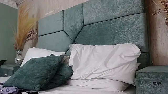 Snapshot of JacksonOlsenn chatting on March 15, 11:17 pm JacksonOlsenn online show from March 15, 11:17 pm