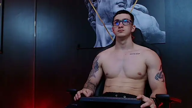 Snapshot of JacksonOlsenn chatting on September 9, 9:03 pm JacksonOlsenn online show from September 9, 9:03 pm