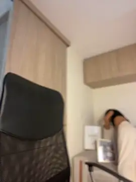 maddy bronw  online show from January 14, 10:12 pm