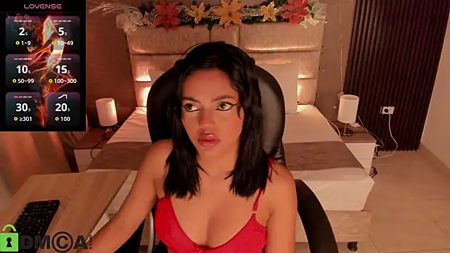 Cristal  adams online show from November 29, 12:30 pm