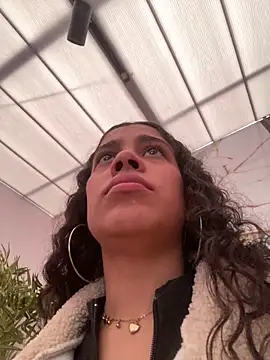 NINA 18 YEARS online show from October 22, 6:51 pm