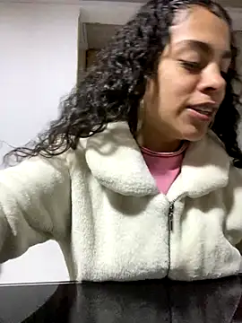 NINA 18 YEARS online show from October 28, 12:36 am