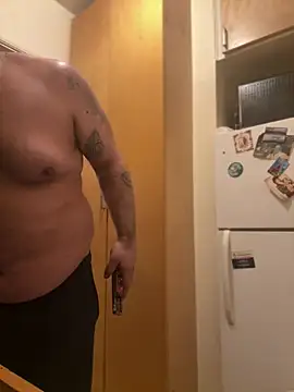 Snapshot of fatboyjayohh126 chatting on February 21, 1:28 am fatboyjayohh126 online show from February 21, 1:28 am