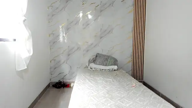 Snapshot of coralcarter1 chatting on February 6, 6:11 pm coralcarter1 online show from February 6, 6:11 pm