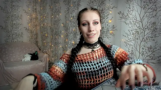 Mary0Lou online show from February 12, 5:57 am