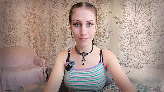 Mary0Lou online show from July 1, 5:53 am