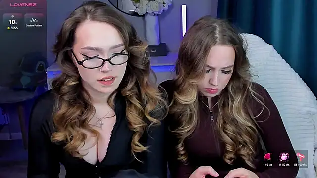 Evia r0se online show from November 29, 5:05 pm